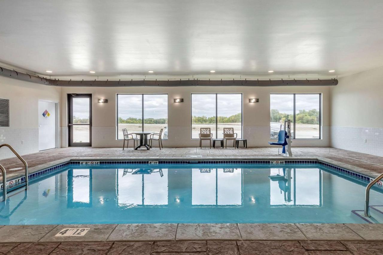 Mainstay Suites Waukee-West Des Moines Exteriér fotografie